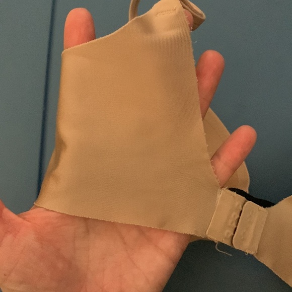 Victoria’s Secret Nude Push-Up Bra - SIZE 32C - Picture 4 of 5